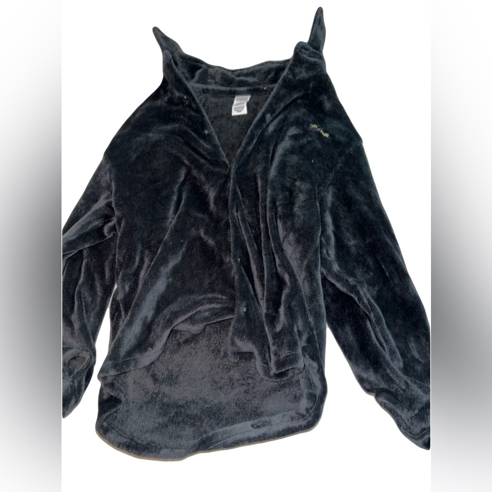 Cozy Black Fleece Pullover